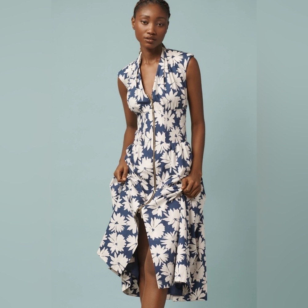 Anthropologie Tommie cap sleeve Navy and White Floral Midi Dress